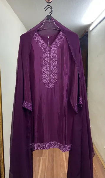 Luxury Russian Silk Pakistani Stitched Farshi Salwar 3 Pcs _ Deep Purple 